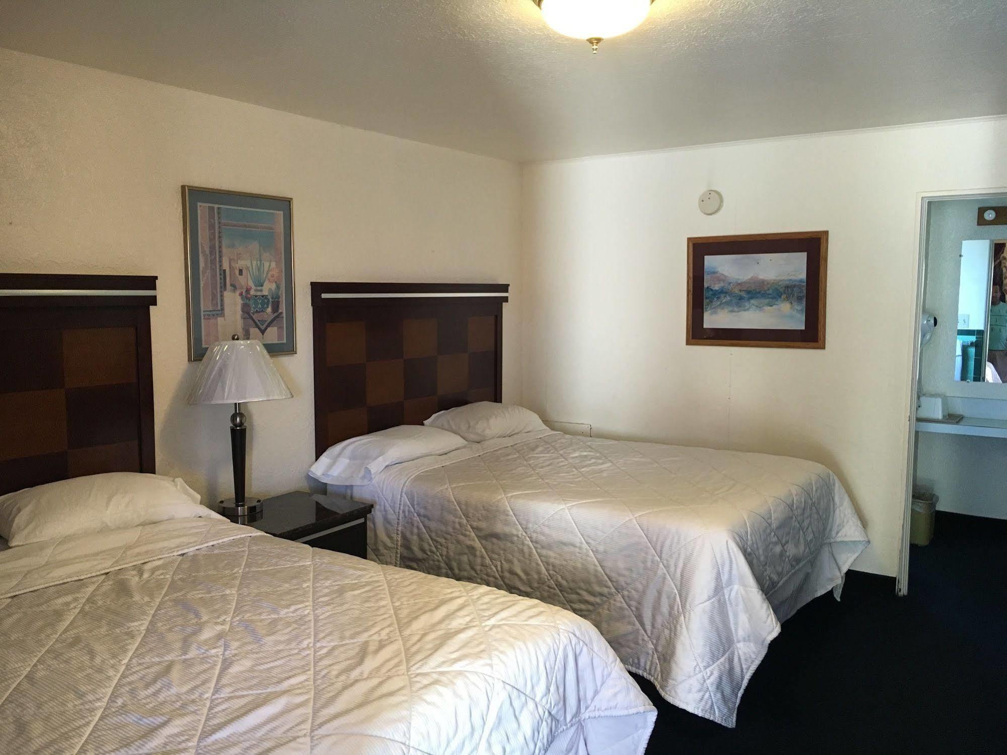 Deluxe Inn Of Roswell Exterior foto